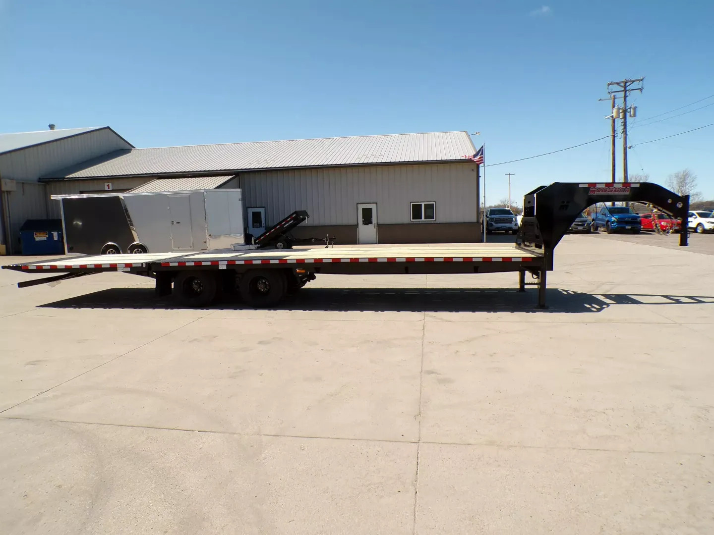 New 2025 Midsota FBGN-HB32-25.9K-Deckover Flatbed Trailer - 489