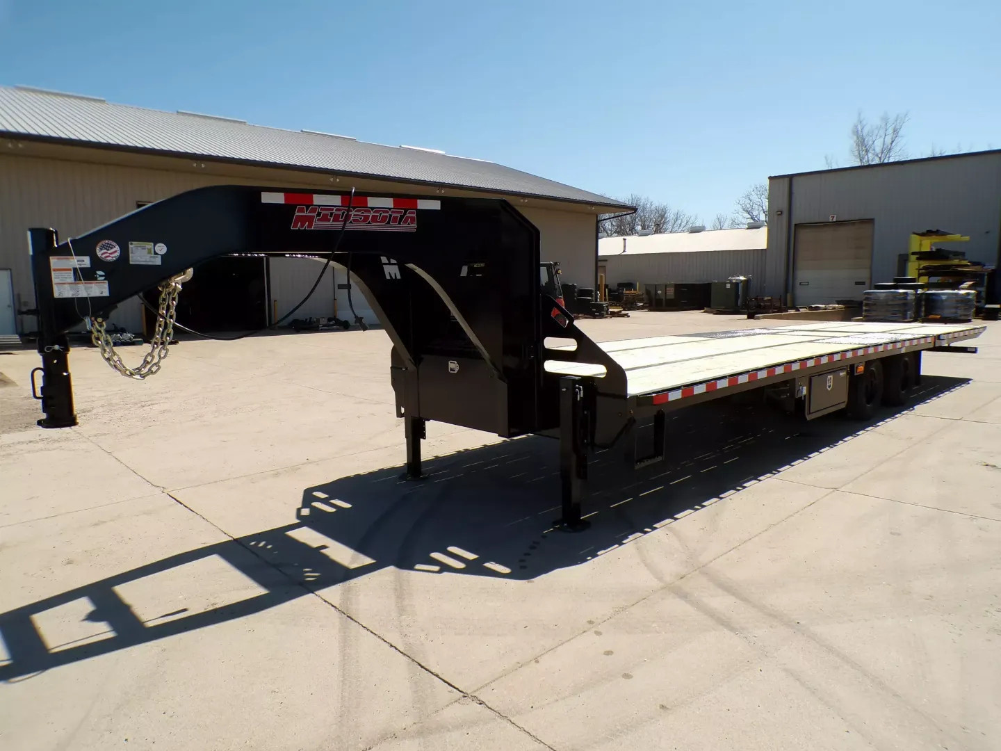 New 2025 Midsota FBGN-HB32-25.9K-Deckover Flatbed Trailer - 489