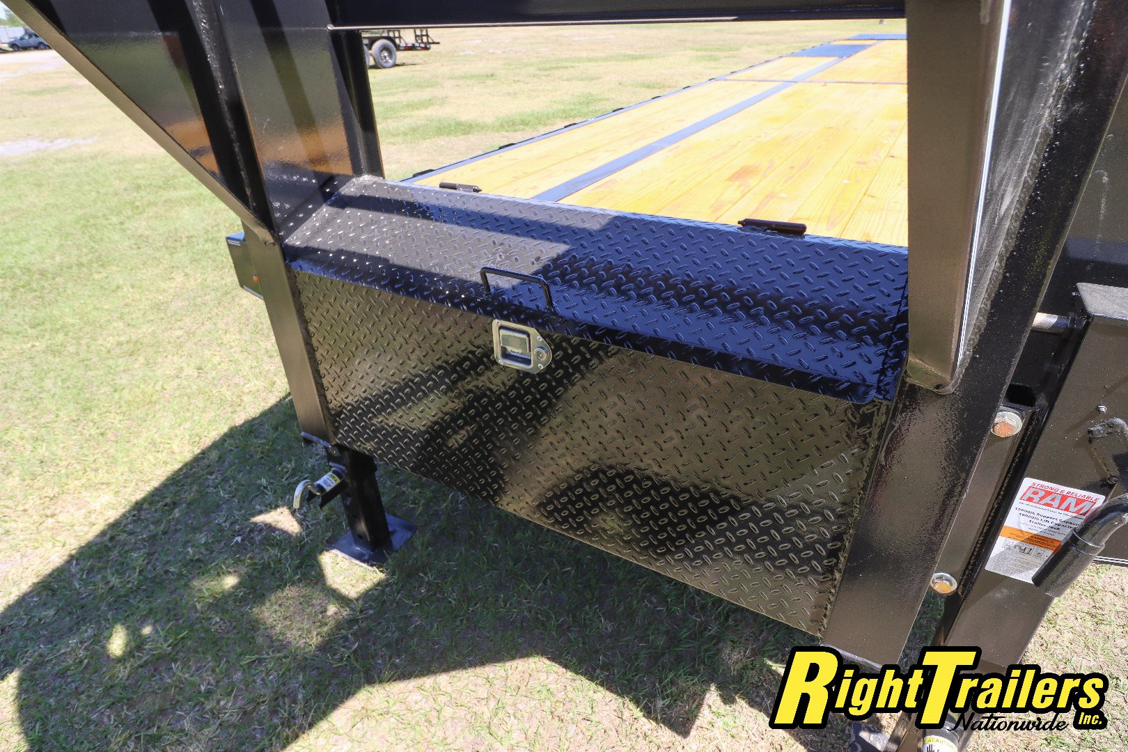 New 2025 8X40 DP Platinum Star Equipment Trailer