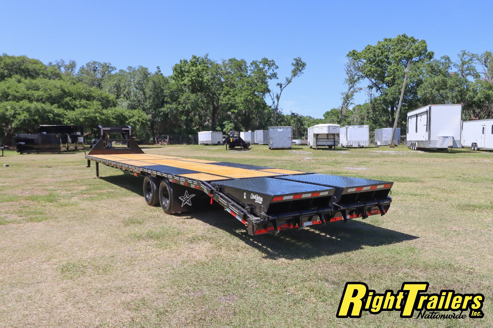 New 2025 8X40 DP Platinum Star Equipment Trailer