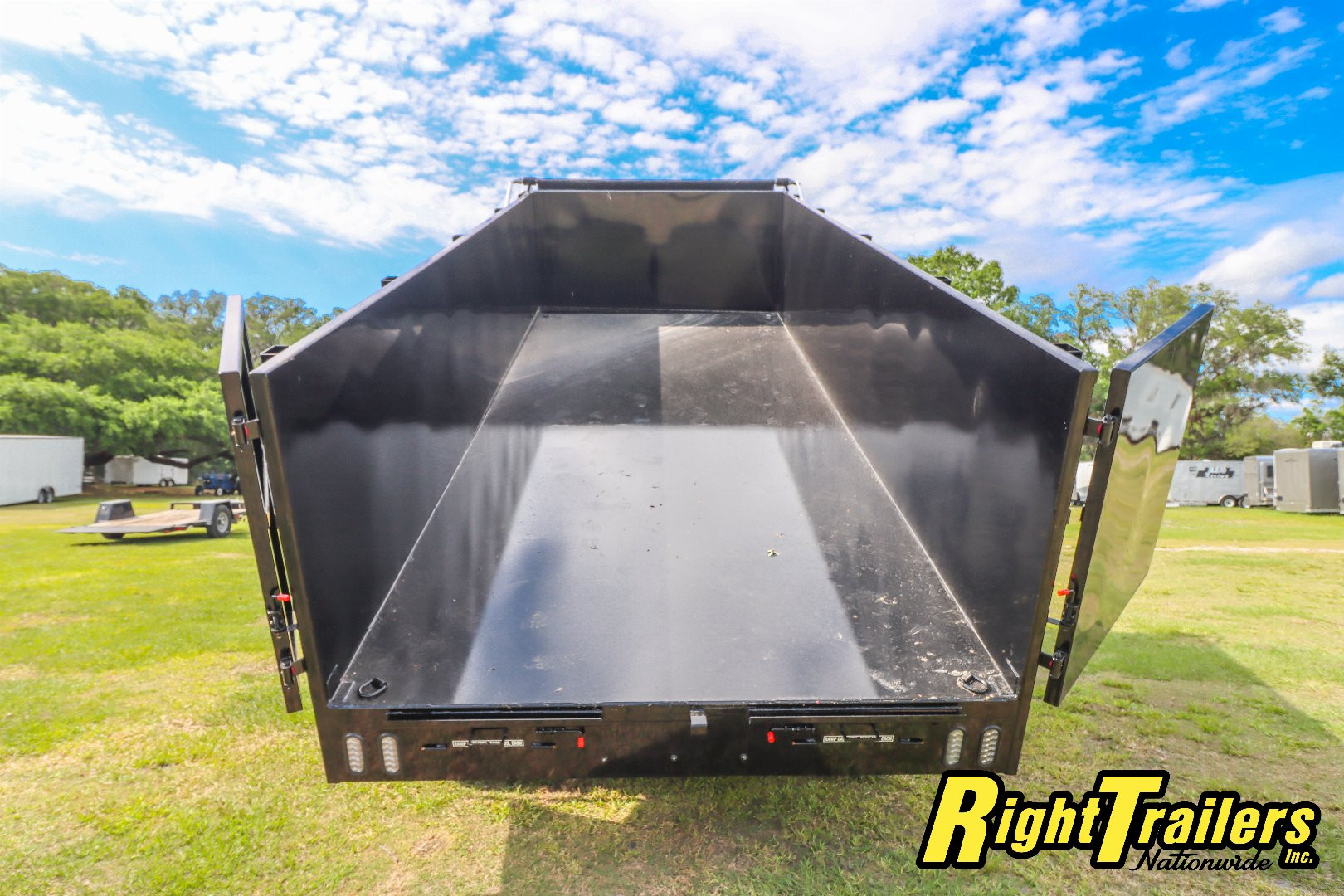 New 2025 8X20 U-DUMP DUMP TRAILER