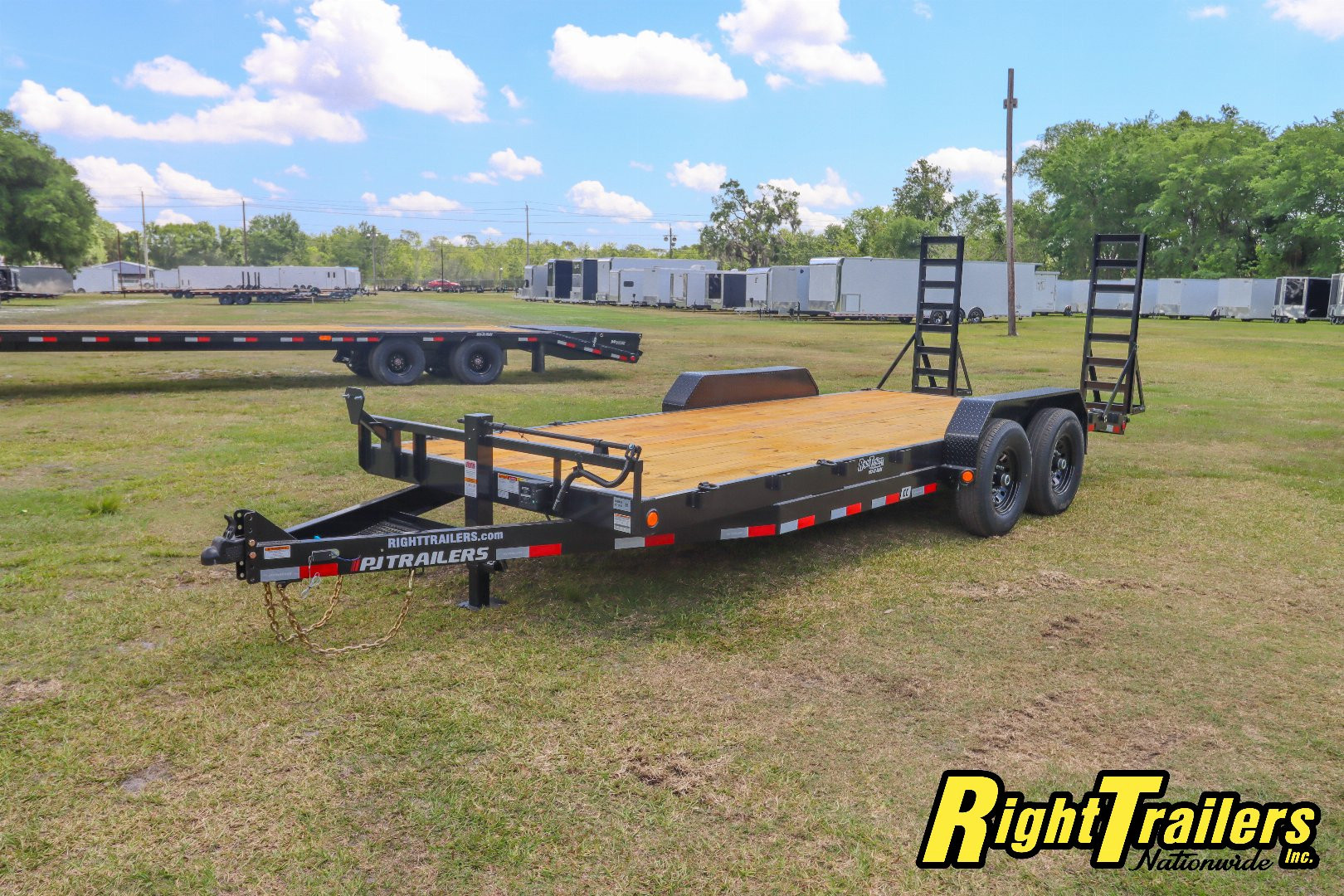 New 2025 7X20 PJ Trailers Equipment Trailer