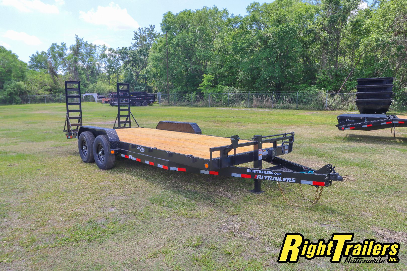 New 2025 7X20 PJ Trailers Equipment Trailer