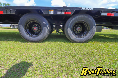 New 2025 8.5X40 PJ Trailers Equipment Trailer