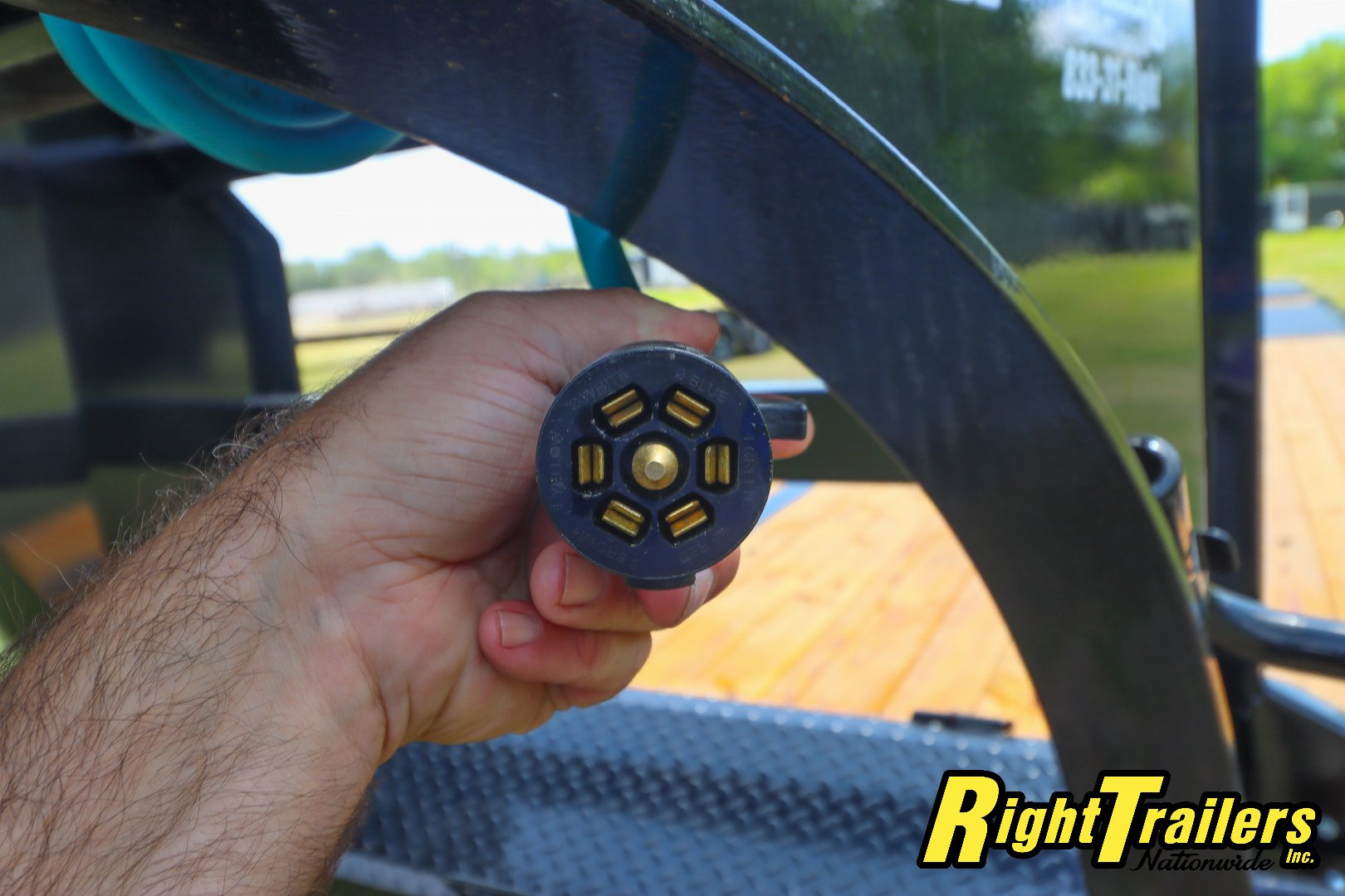 New 2025 8.5X32 PJ Trailers Equipment Trailer