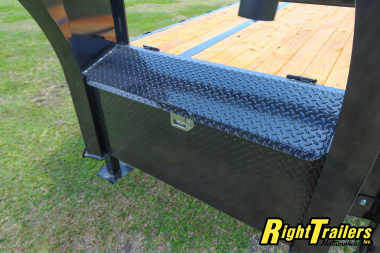 New 2025 8.5X32 PJ Trailers Equipment Trailer