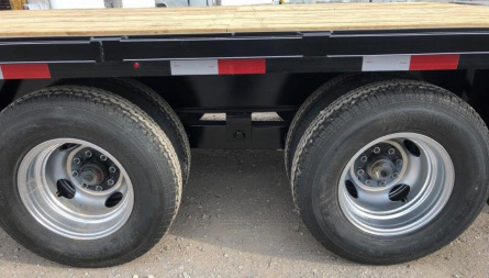 New 2025 Road Boss 30' Tandem Dual Gooseneck with combo dove tail Equipment Trailer