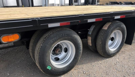 New 2025 Road Boss 35' Tandem Dual Gooseneck with Combo Dove tail Equipment Trailer