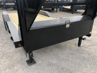 New 2022 East Texas Trailers 20' Tandem Axle Gooseneck Lowstyle Car Hauler / Equipment Trailer