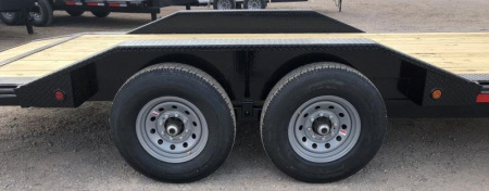 New 2022 East Texas Trailers 20' Tandem Axle Gooseneck Lowstyle Car Hauler / Equipment Trailer