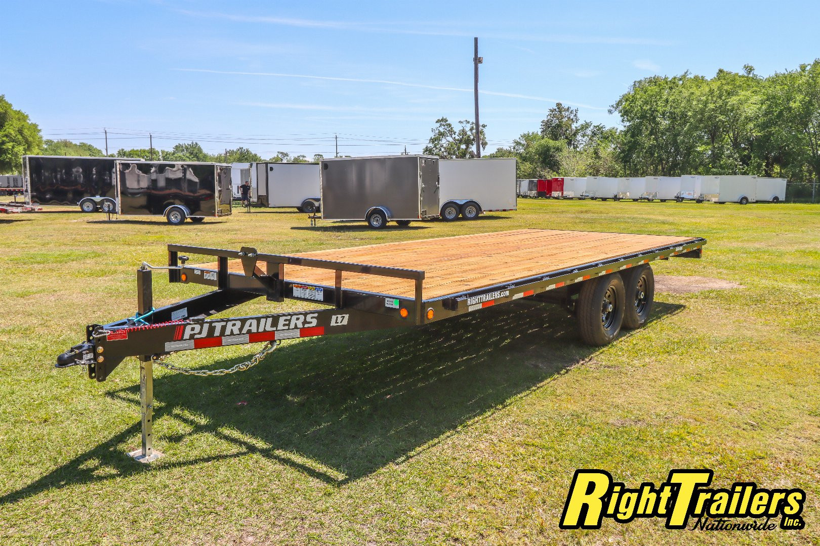 New 2025 8.5X20 PJ Deckover Equipment Trailer