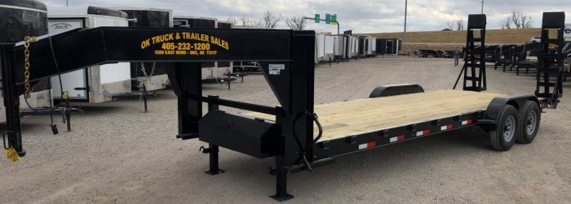 New 2025 Road Boss 83"x24' Tandem Axle Gooseneck No Rail Stand Up Ramp Equipment Trailer