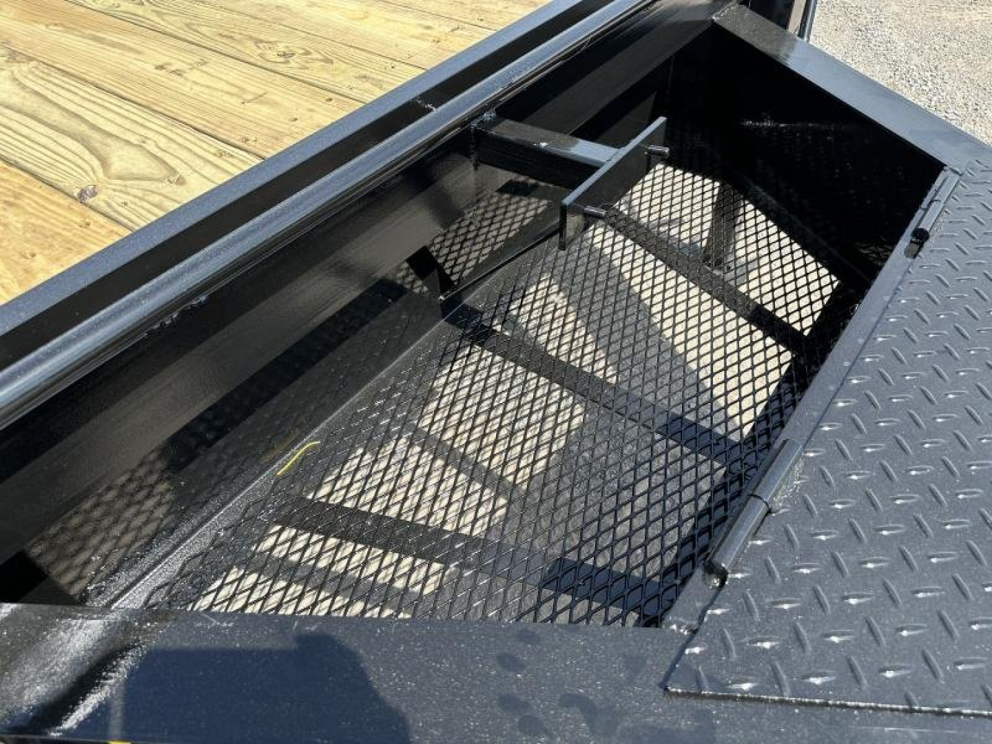 New 2025 Road Boss 102x24 Bumperpull Deck over 14klb Flatbed Trailer