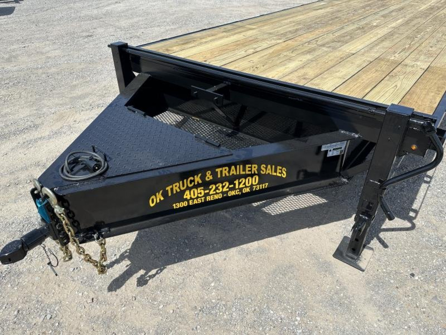 New 2025 Road Boss 102x24 Bumperpull Deck over 14klb Flatbed Trailer