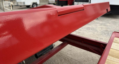 New 2025 East Texas 24' Gooseneck Lowstyle Tilt Trailer