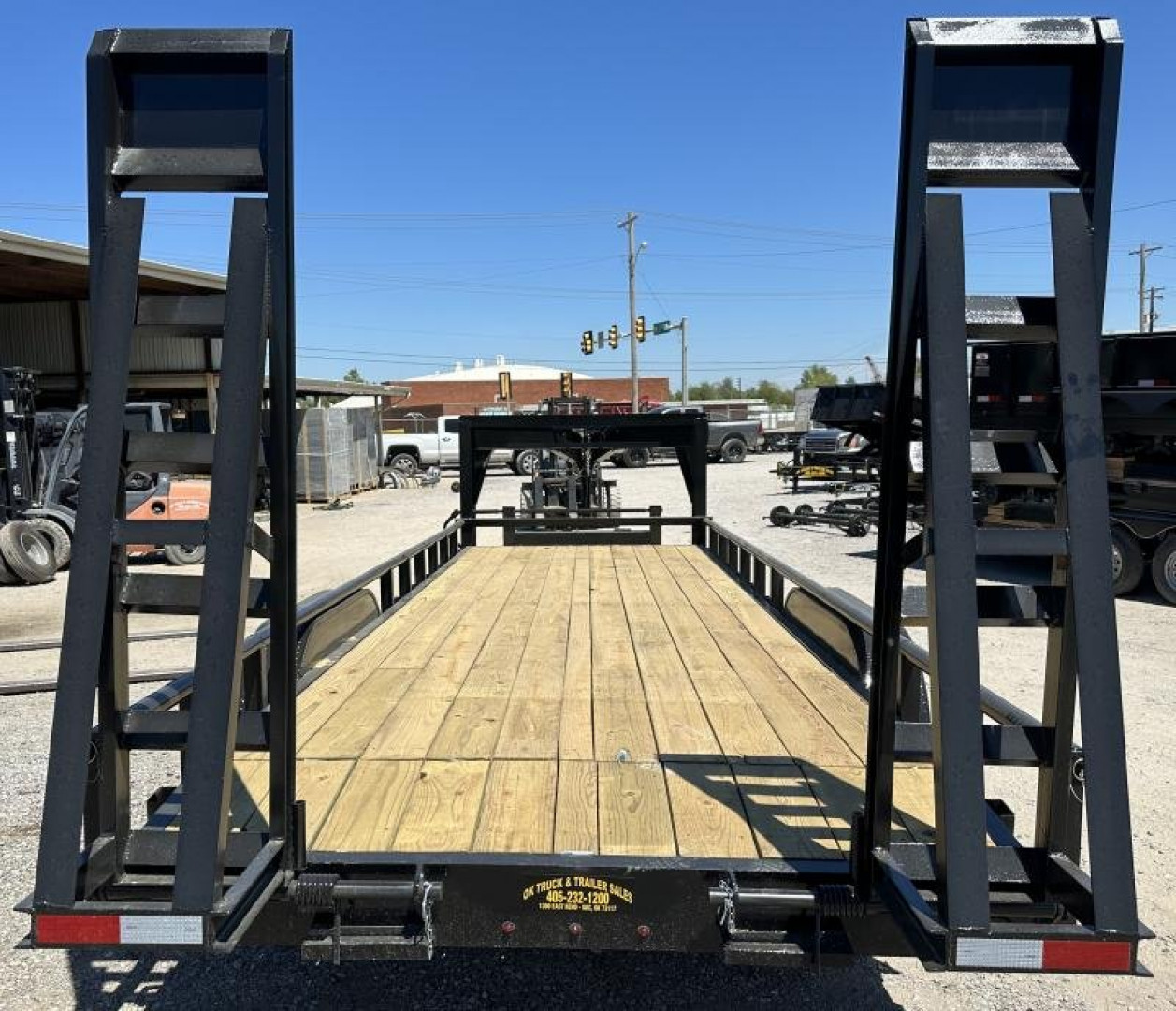 New 2025 Road Boss 83x24 Gooseneck Lowstyle Pipe rail Equipment Trailer