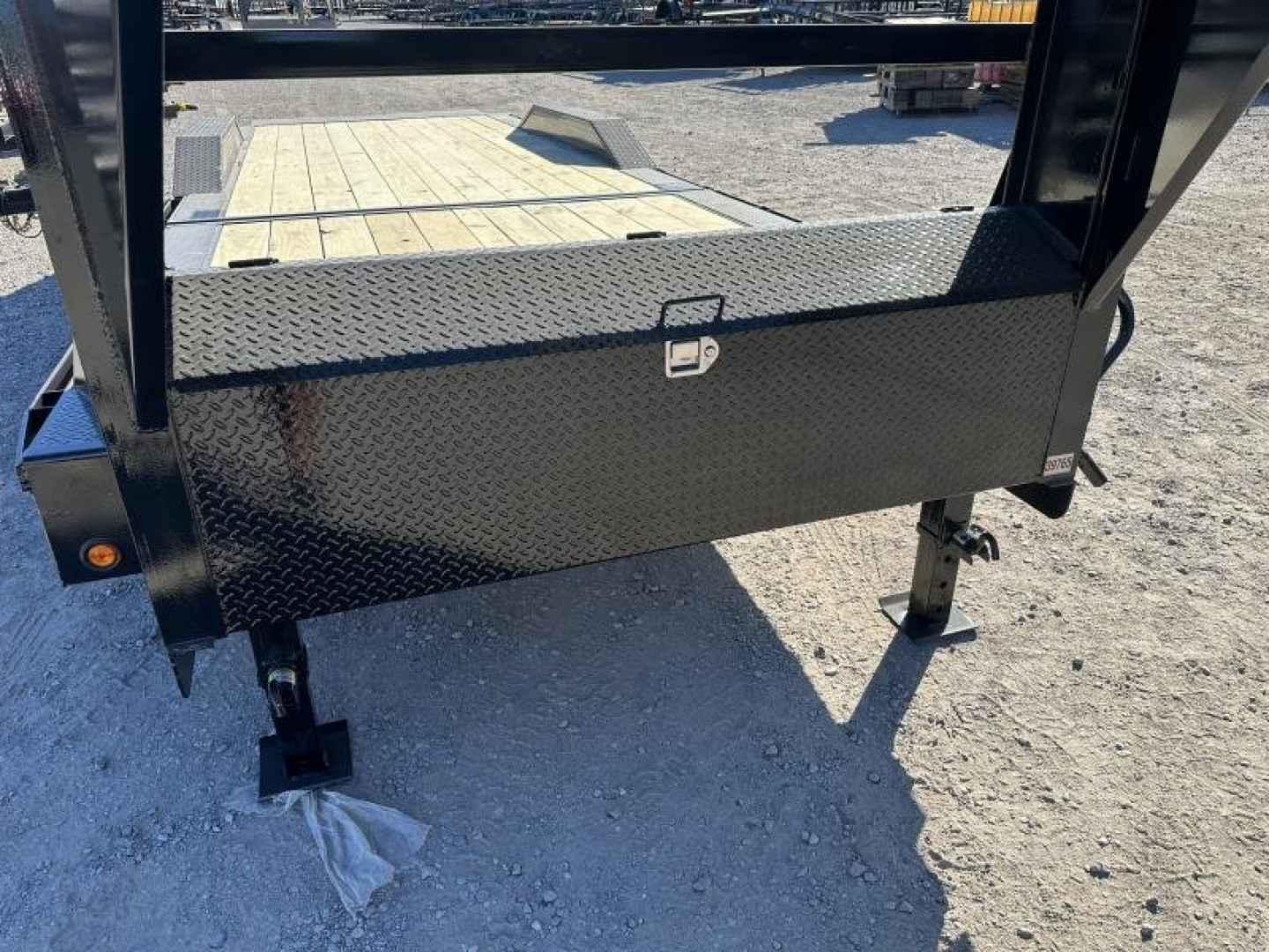 New 2025 East Texas 102"x24' Gooseneck Lowstyle Driver over fender Tilt Trailer