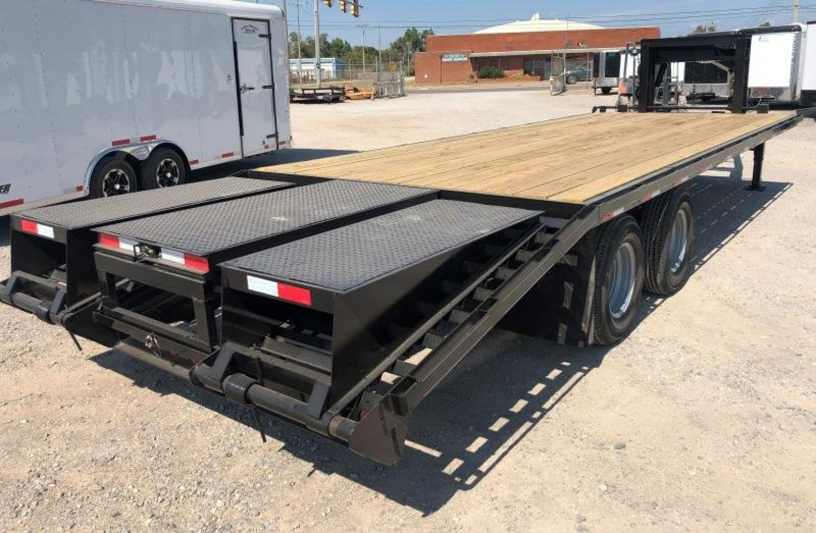 New 2025 Road Boss 25' Tandem Dual Gooseneck Combo Dove Equipment Trailer