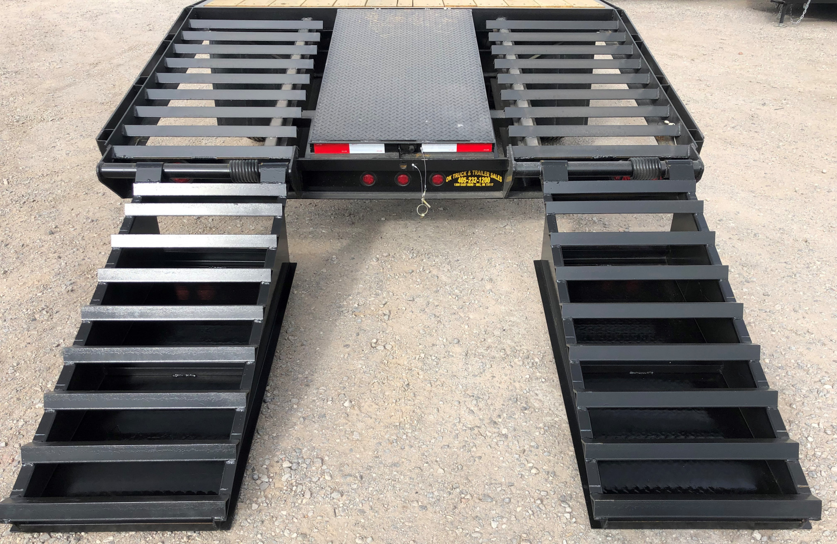 New 2026 Road Boss 25' Tandem Dual Gooseneck Combo Dove Equipment Trailer
