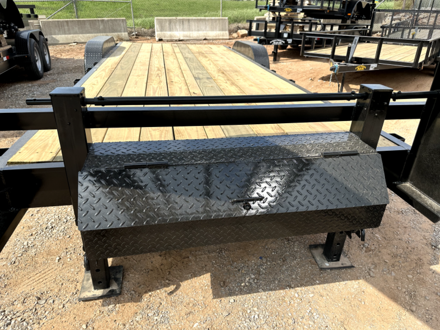 New 2025 Road Boss 20' Tandem Axle Gooseneck Low Style Car Hauler Equipment Trailer