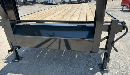 New 2025 Road Boss 20' Tandem Axle Gooseneck Flatbed Equipment Trailer