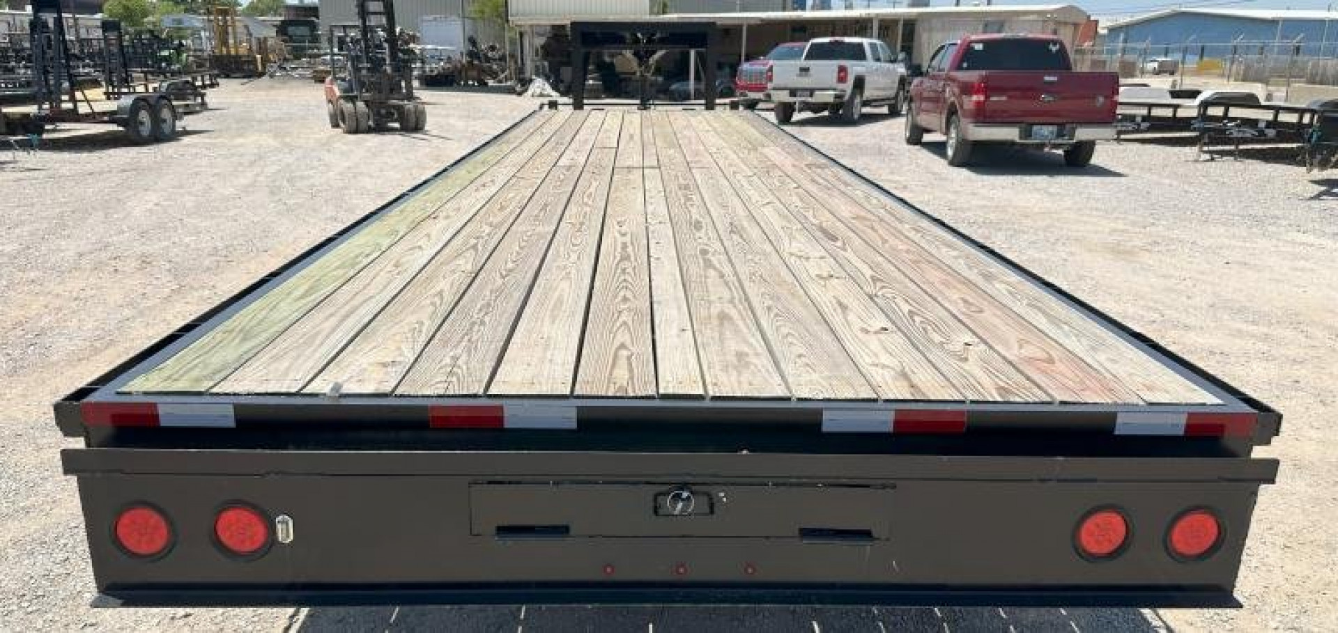New 2025 Road Boss 32' Tandem Axle Gooseneck Flatbed Equipment Trailer