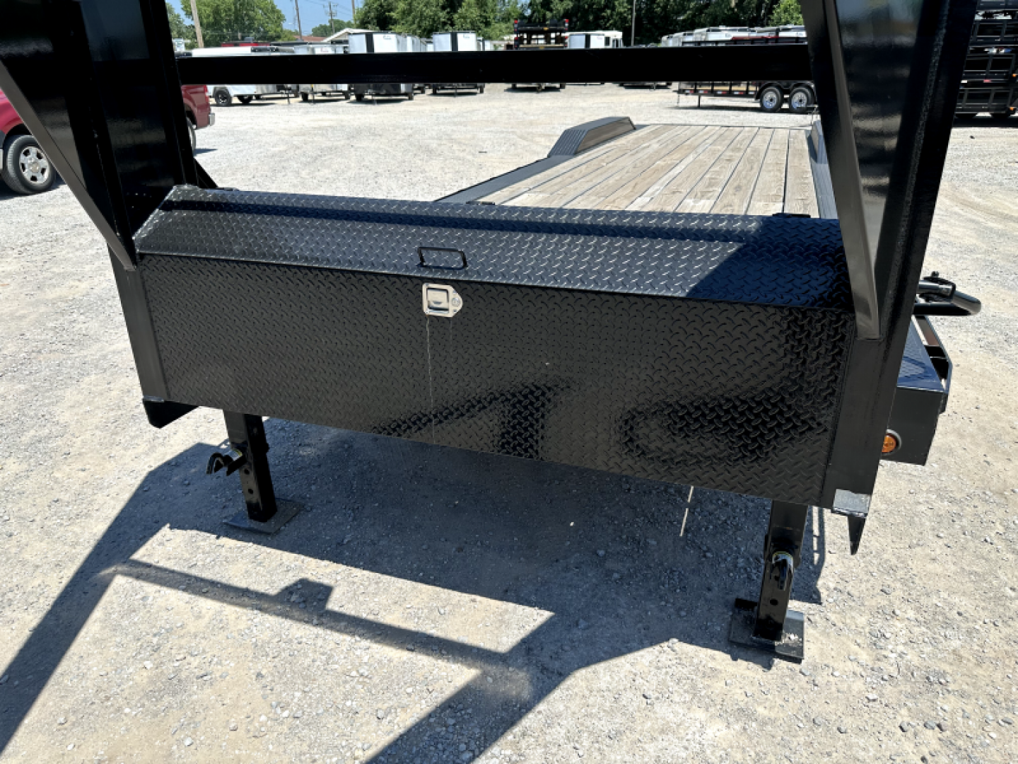 New 2025 East Texas Trailers 102x32' Triple Axle Lowstyle Gooseneck Car Hauler Car Hauler