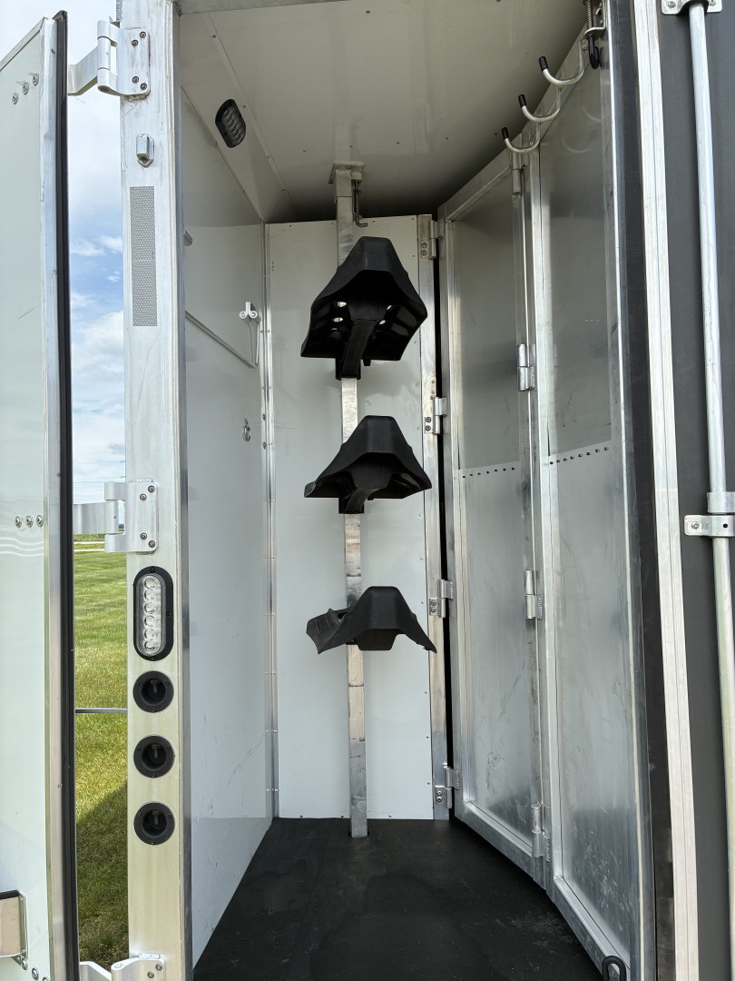 Used 2023 Lakota AC839 Horse Trailer