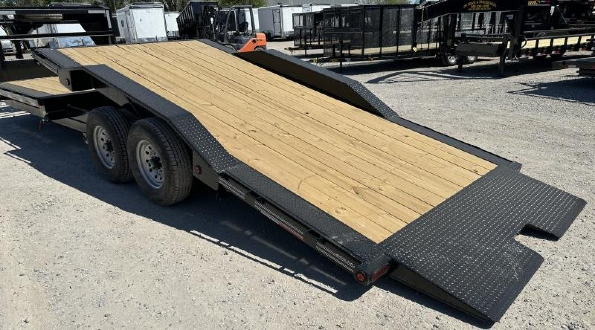 New 2025 East Texas Trailers 102" x 24' Gooseneck Lowstyle Tilt Tilt Trailer