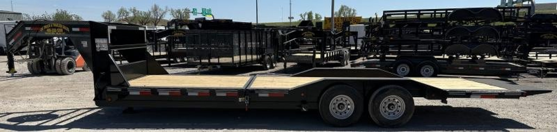 New 2025 East Texas Trailers 102" x 24' Gooseneck Lowstyle Tilt Tilt Trailer