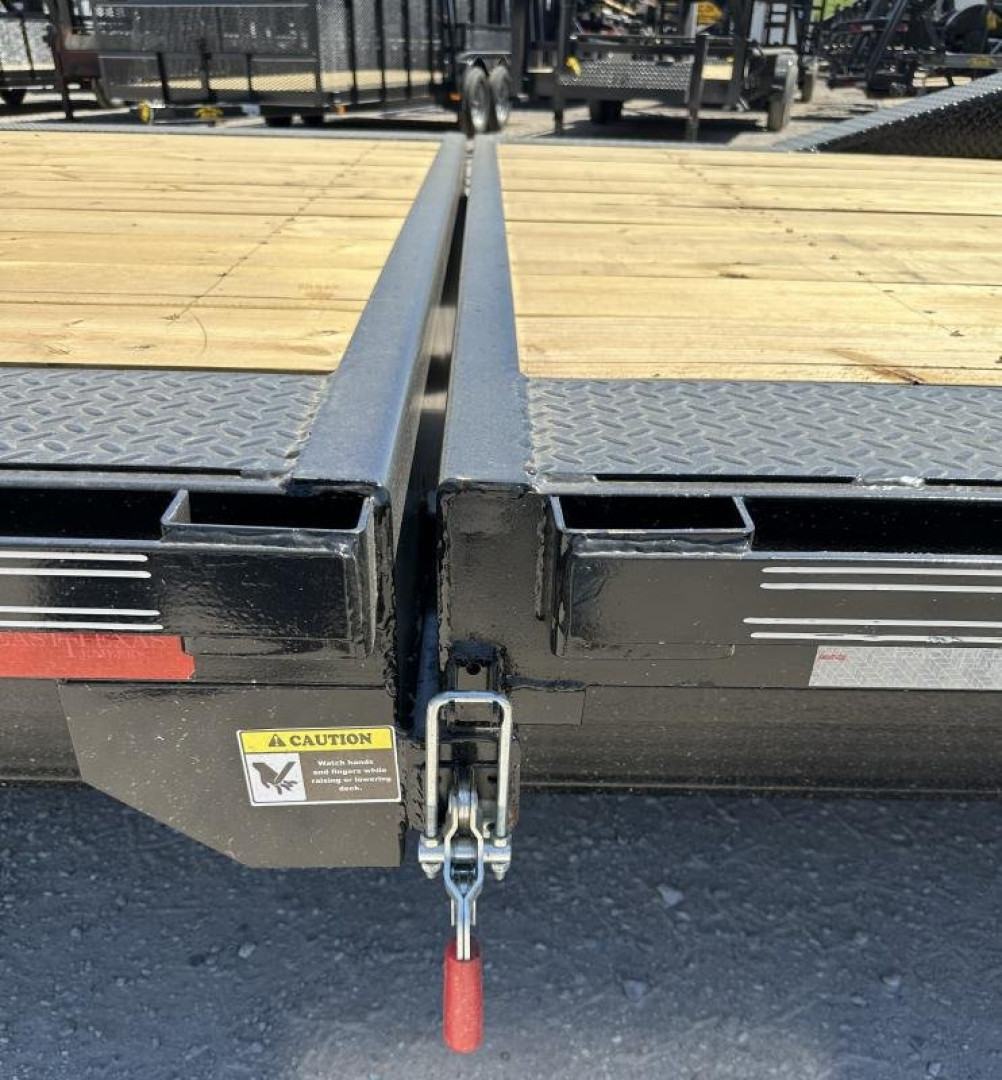 New 2025 East Texas Trailers 102" x 24' Gooseneck Lowstyle Tilt Tilt Trailer