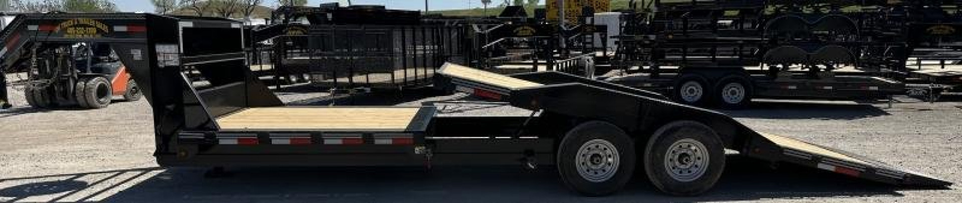 New 2025 East Texas Trailers 102" x 24' Gooseneck Lowstyle Tilt Tilt Trailer