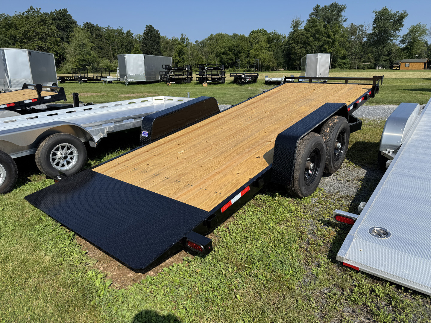 New 2026 Down 2 Earth Trailers DTE8220WCHT7B Power Tilt Car Hauler