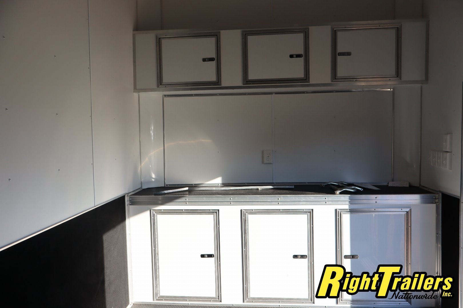 Used 2024 8.5X26 Team Spirit Stacker