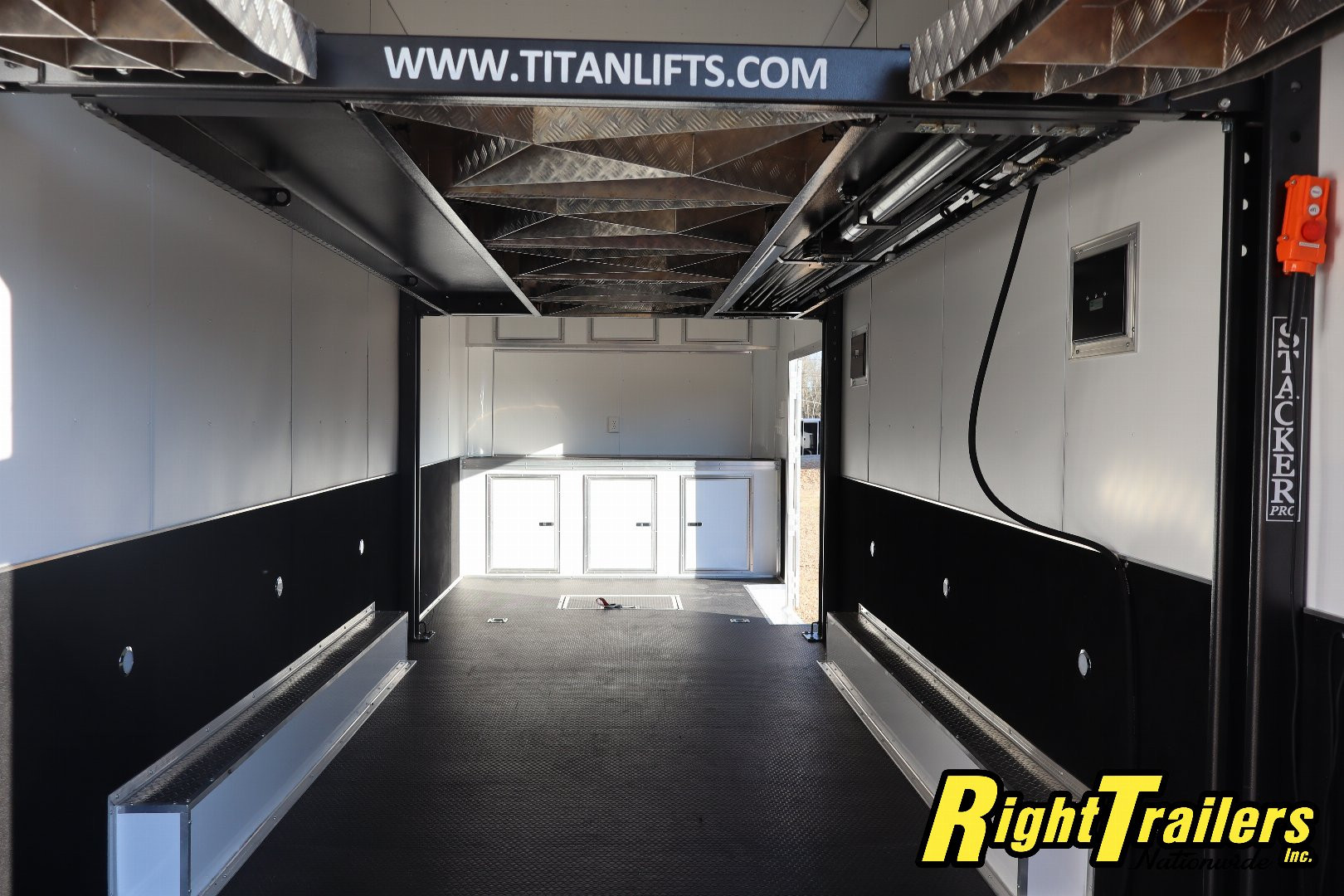 Used 2024 8.5X26 Team Spirit Stacker