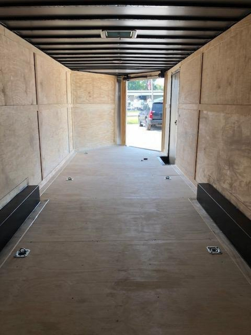 New 2025 Diamond Cargo 8.5x26 Snowmobile Trailer