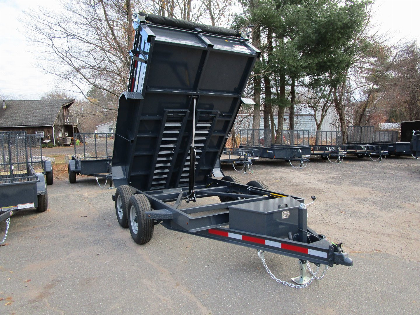 New 2025 Belmont 72" x 10' 10K Dump