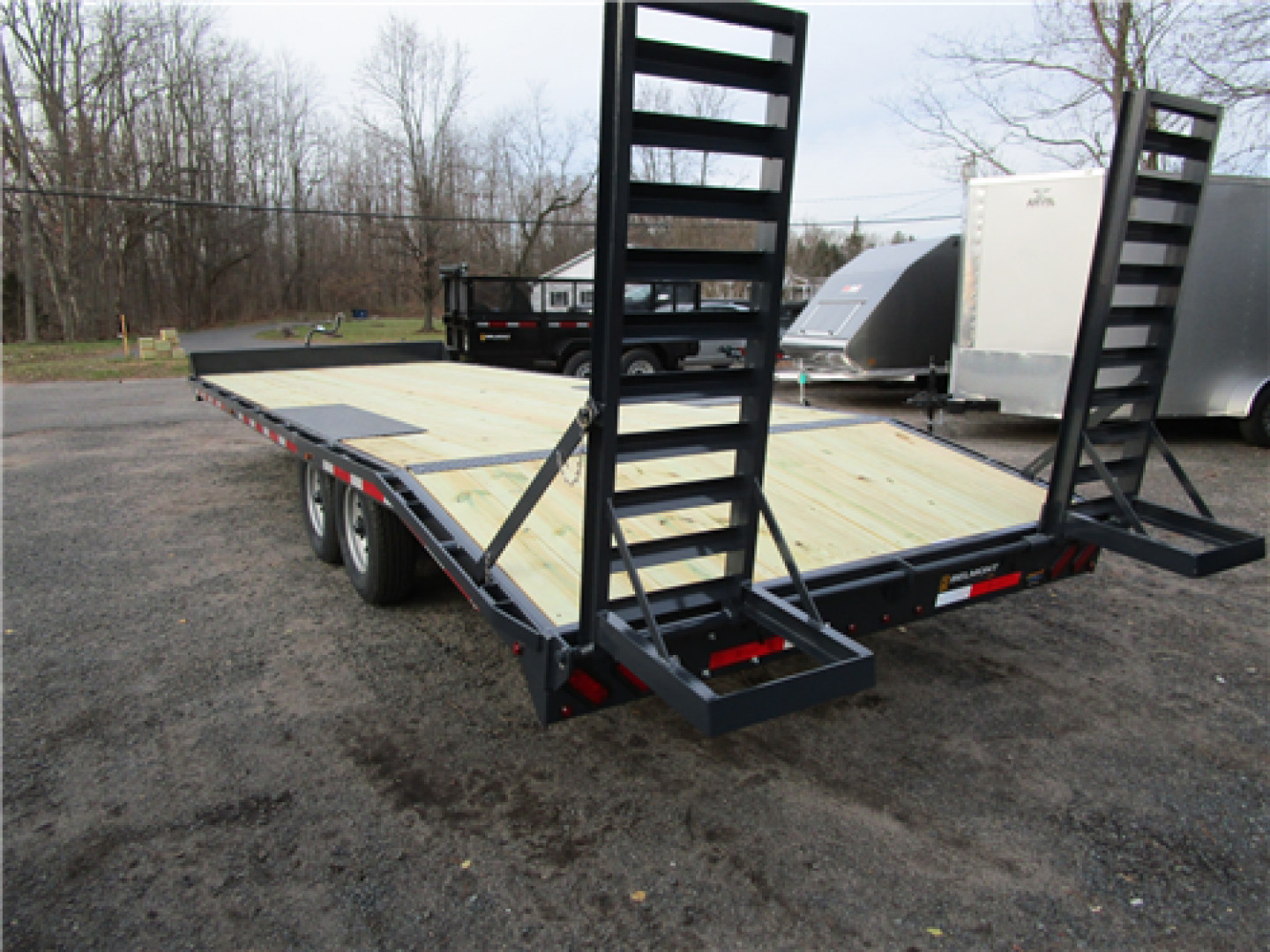 New 2025 Belmont 24' 14k Deckover