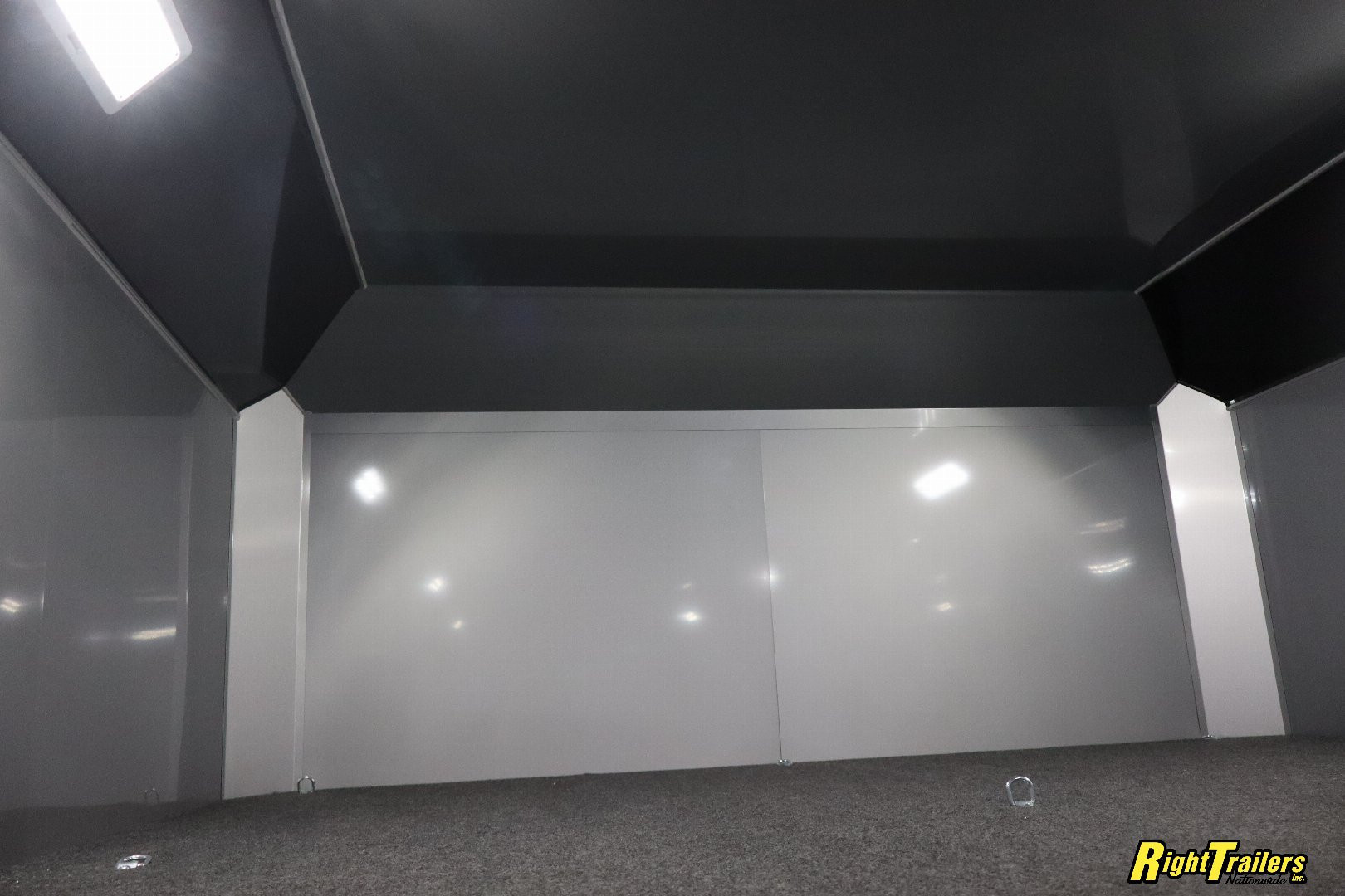 New 2025 8.5X32 INTECH STACKER