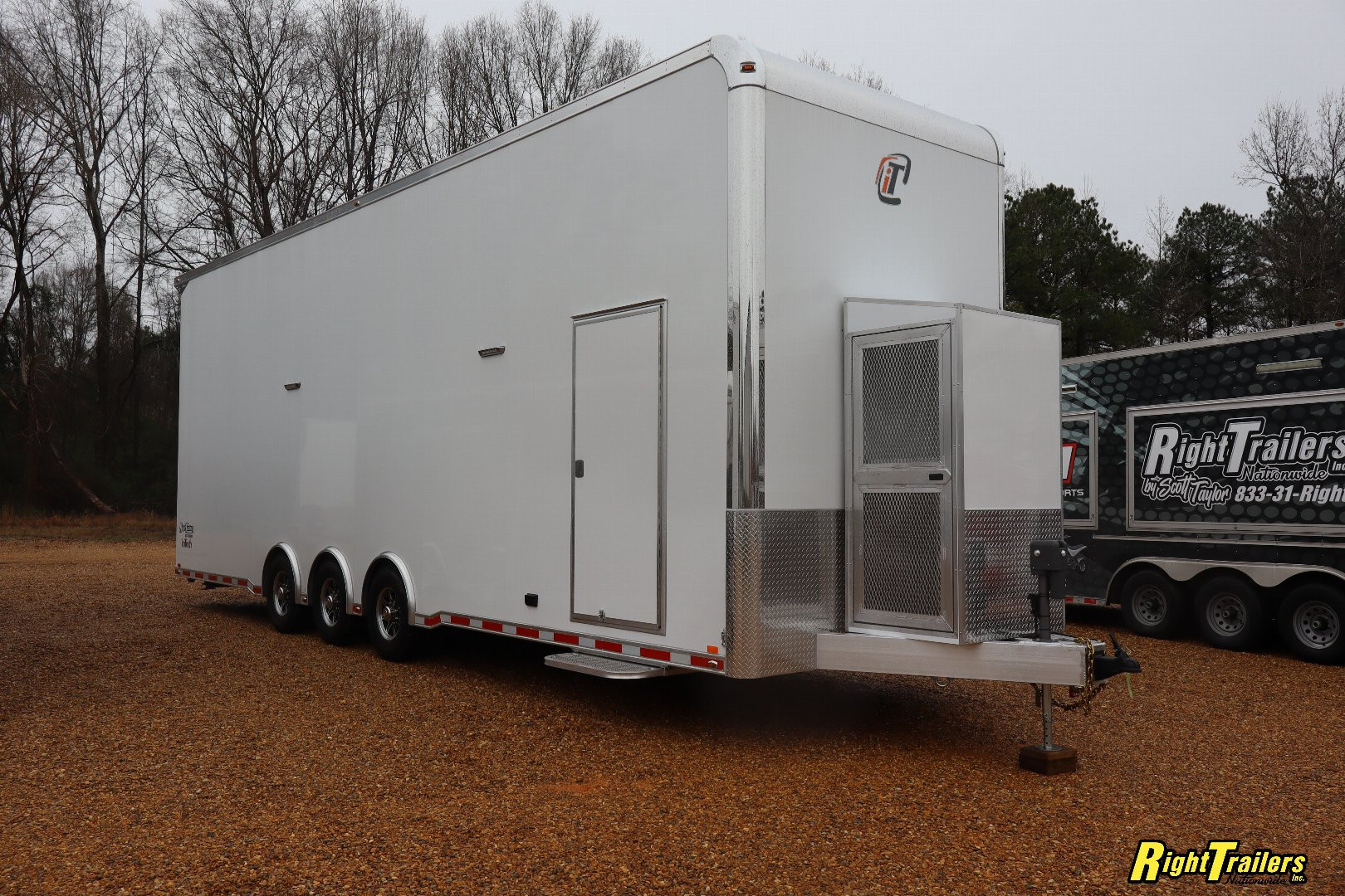 INTERCONTINENTAL EXPRESS トレーラー Ultra-Lite and Quite Perfect: Coachmen Intros the 2025 Freedom