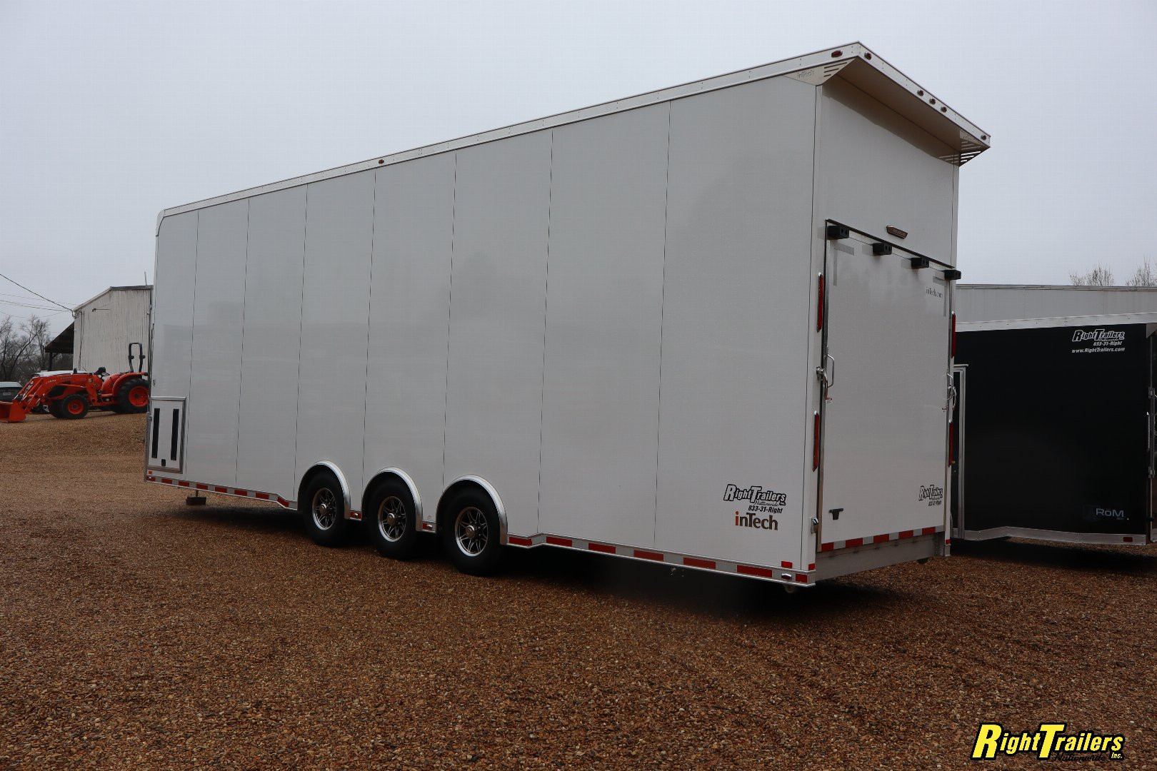 New 2025 8.5X32 INTECH STACKER