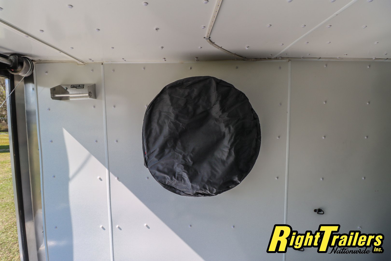 Used 2023 J&C Suppliers 8.5X24 RACE TRAILER