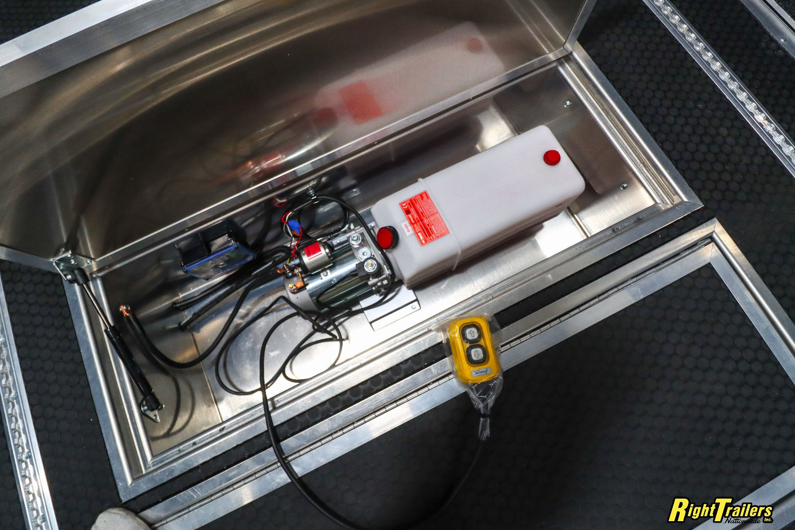 New 2025 8.5X36 ATC RM900 Stacker