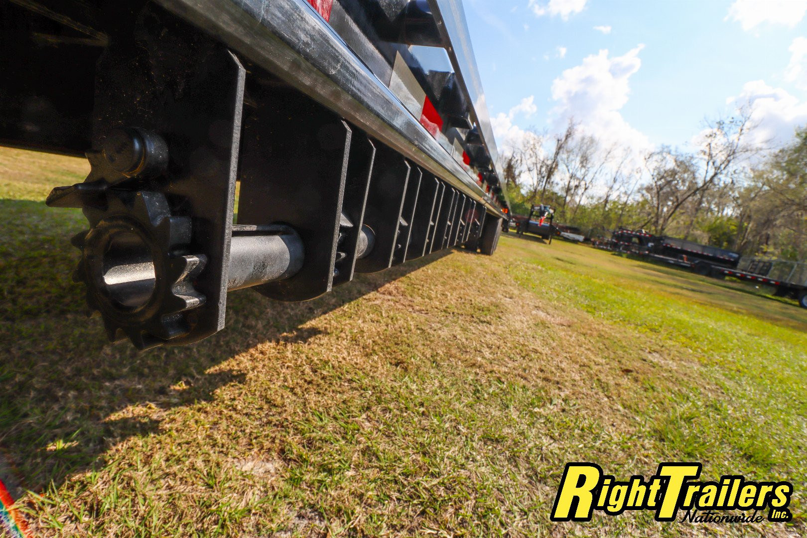 New 2025 8.5x40 PJ Gooseneck Equipment Trailer