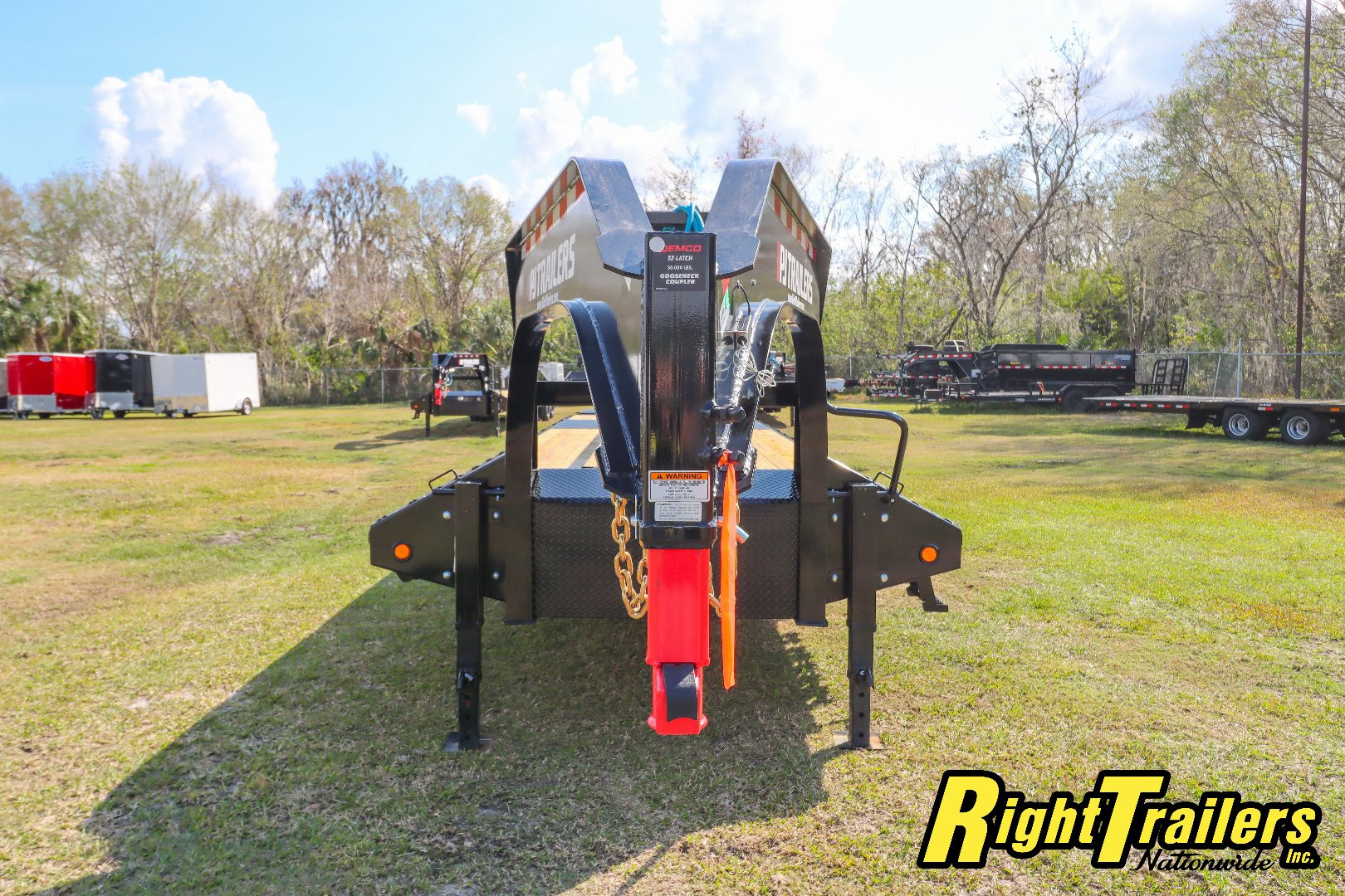 New 2025 8.5x40 PJ Gooseneck Equipment Trailer