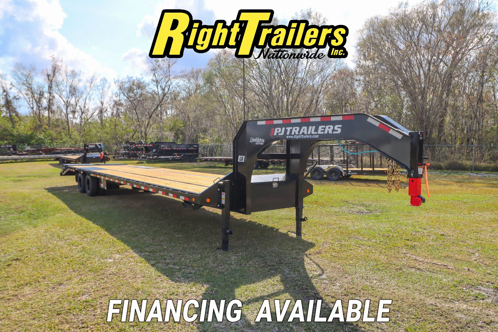 New 2025 8.5x40 PJ Gooseneck Equipment Trailer