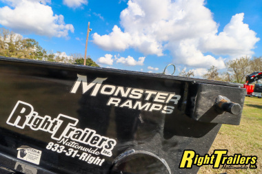 New 2025 8.5x40 PJ Gooseneck Equipment Trailer