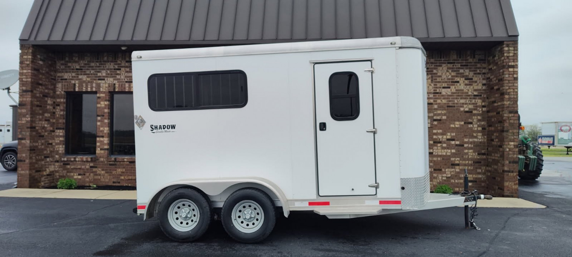 Used 2014 Shadow 2 Horse Slant Load Trailer