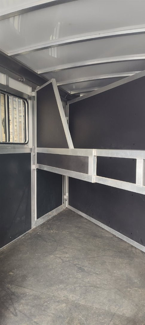 Used 2014 Shadow 2 Horse Slant Load Trailer