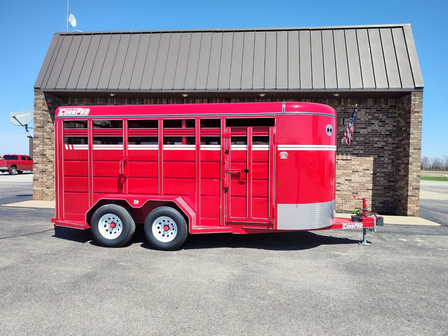 New 2025 CornPro SB-16 6S Livestock Trailer